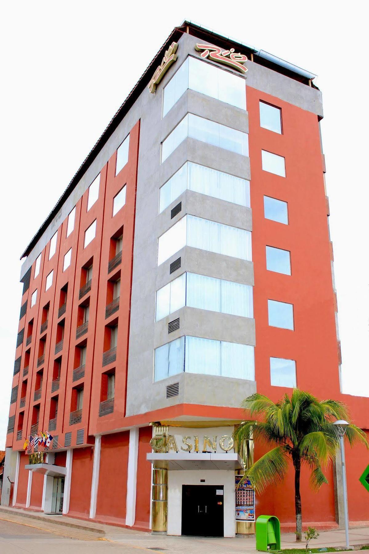 Rio Boutique Hotel Pucallpa Exterior photo
